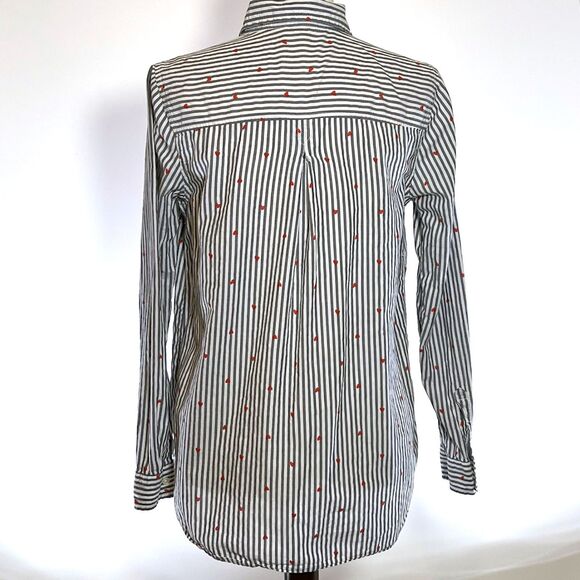 Old Navy Gray Heart Button Up Shirt Medium - Picture 3 of 6